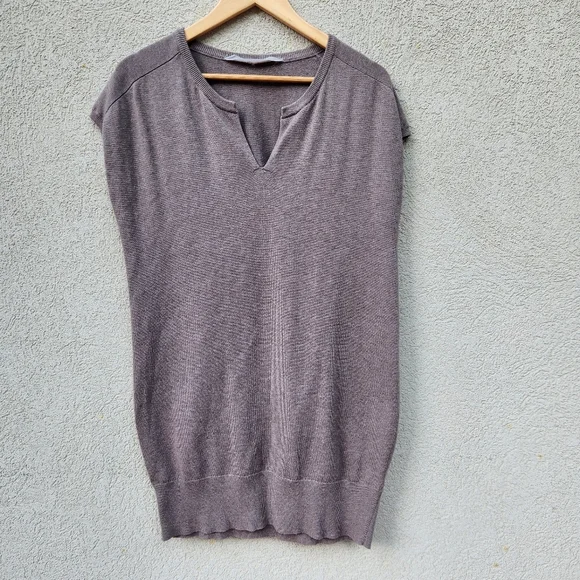 Athleta Knit Dress Women's Medium Taupe Classic Minimalist Neutral Staple Piece - Picture 1 of 11